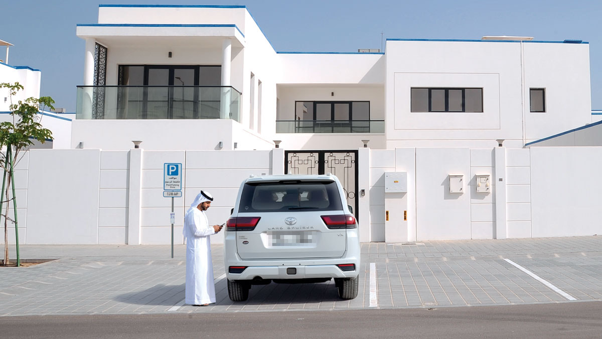 اعتباراً من الغد.. تنظيم جديد للمواقف العامة في «إنترناشيونال سيتي» بدبي