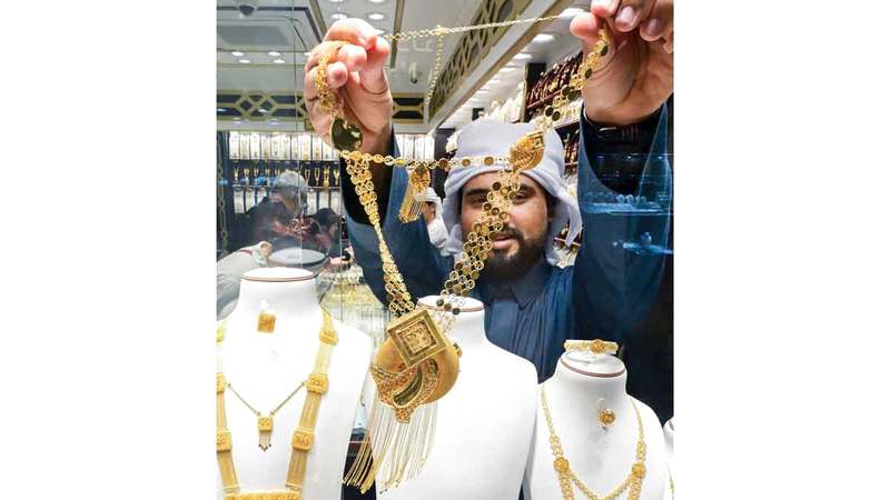 18.75 درهماً انخفاضاً في سعر غرام الذهب خلال أسبوعين