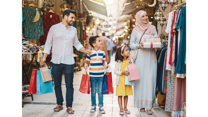 «متلازمة ما قبل العيد».. تحفّز الإفراط في «التسوق العاطفي»