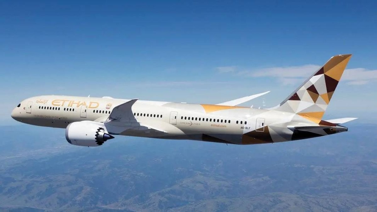 الاتحاد للطيران تستقبل أحدث طائراتها «A350»