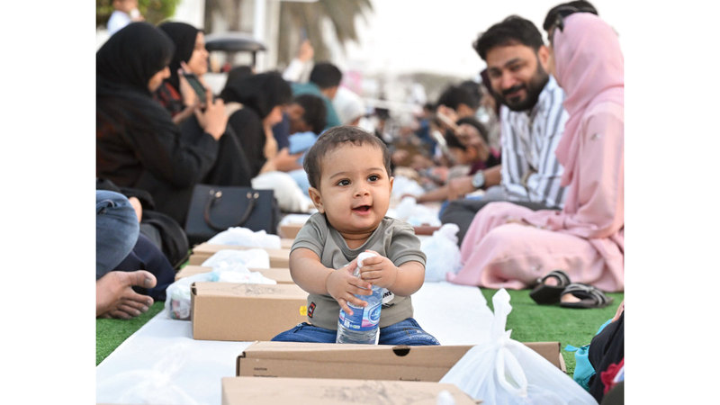 «الصائم الصغير» على مائدة الخير