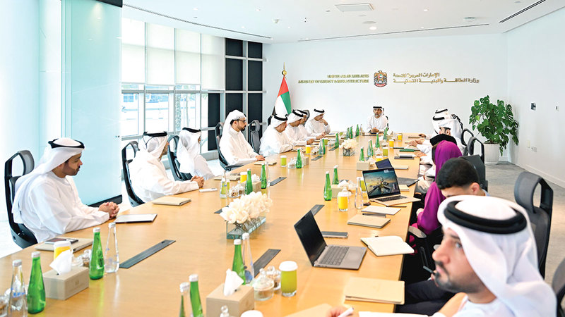 «الإمارات للتكامل اللوجستي» يبحث تعزيز منظومات النقل والتجارة والخدمات