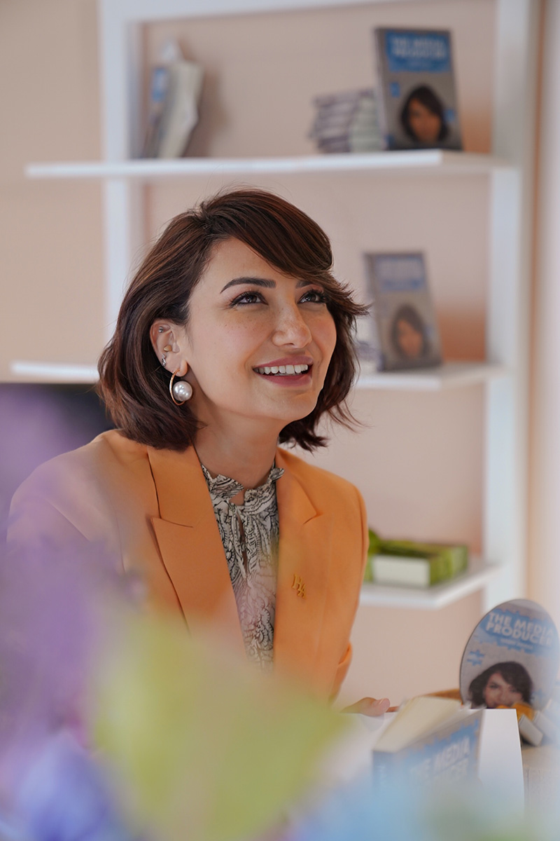 هاميس عريضة تطلق كتابها الأول “المنتج الإعلامي” في معرض أبوظبي الدولي للكتاب 2025 بالتعاون مع دار إرتقاء للنشر والتوزيع